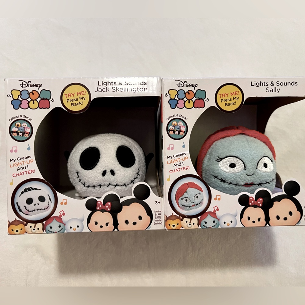 TSUM TSUM Lights & Sounds Nightmare before Christmas Jack Skellington & Sally